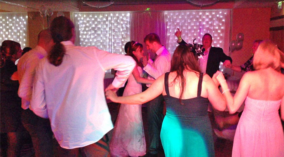 sussex-wedding-dj